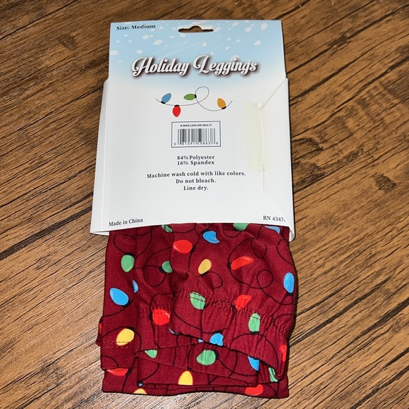 NWT Holiday Christmas Lights Leggings- M - Picture 2 of 3